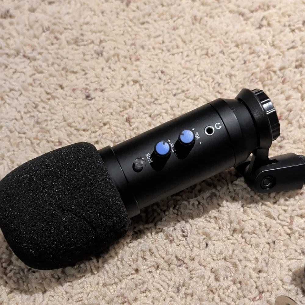 LogAdjustable Black Microphone Arm Stand